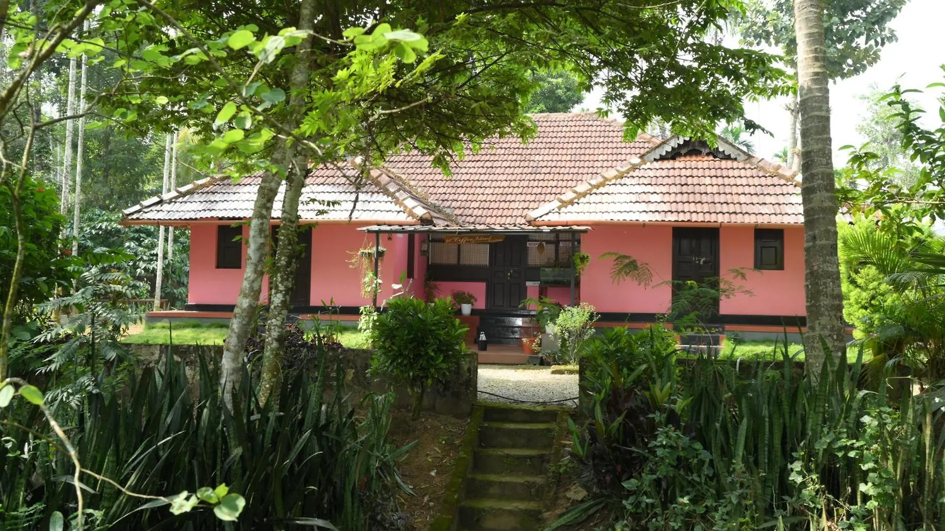 Kaniyāmbetta Coffee Island Resort הודו